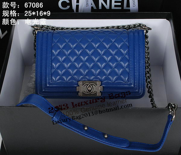 Chanel Boy Flap Shoulder Bag A67086 in Sheepskin Leather