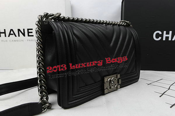 Boy Chanel Flap Bag Calfskin Chevron Quilting A67025 Black