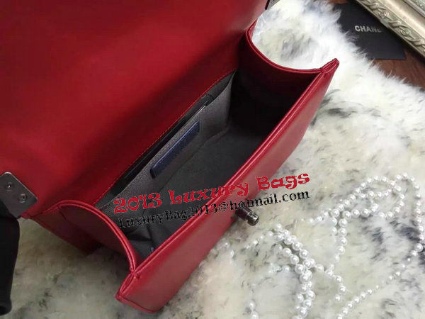 Boy Chanel Flap Shoulder Bags Sheepskin Leather A67085 Red