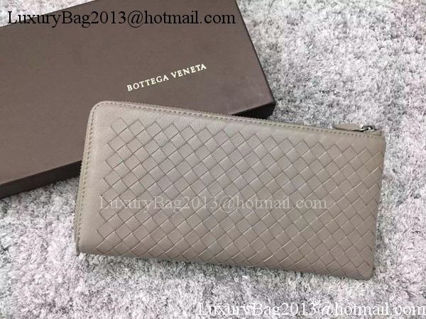 Bottega Veneta Intrecciato Leather Clutch BV144077 Grey