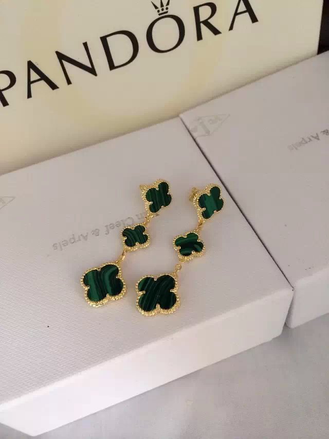 Van Cleef & Arpels Earrings VCA1214011