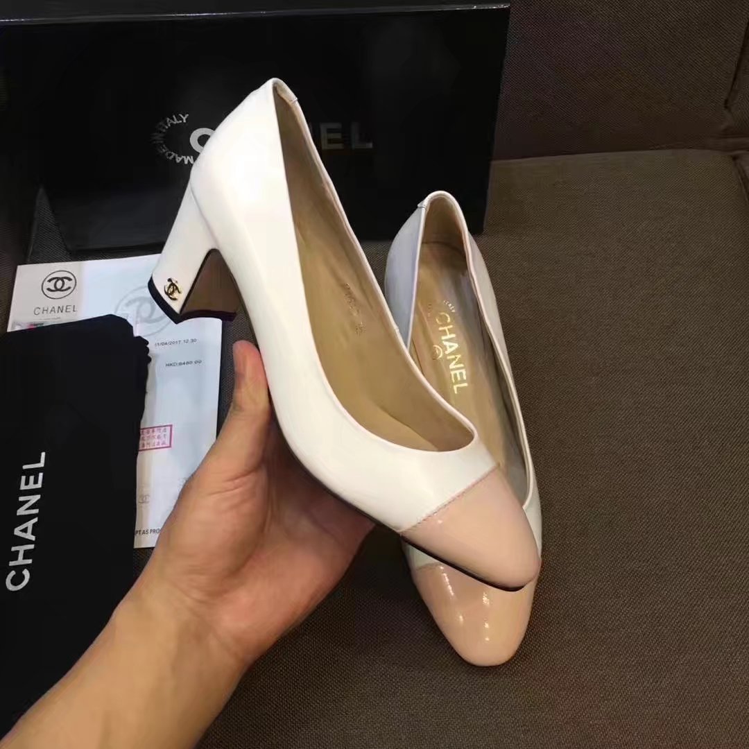Chanel Pump Leather CH2146 White