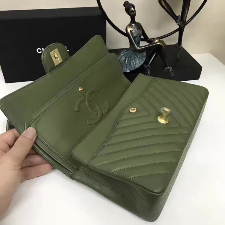 Chanel Flap Shoulder Bags Green Sheepskin Leather A1112 Glod