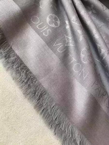 Louis Vuitton Scarf LVS919168B