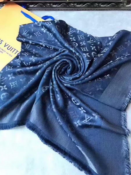 Louis Vuitton Scarf LVS92110F