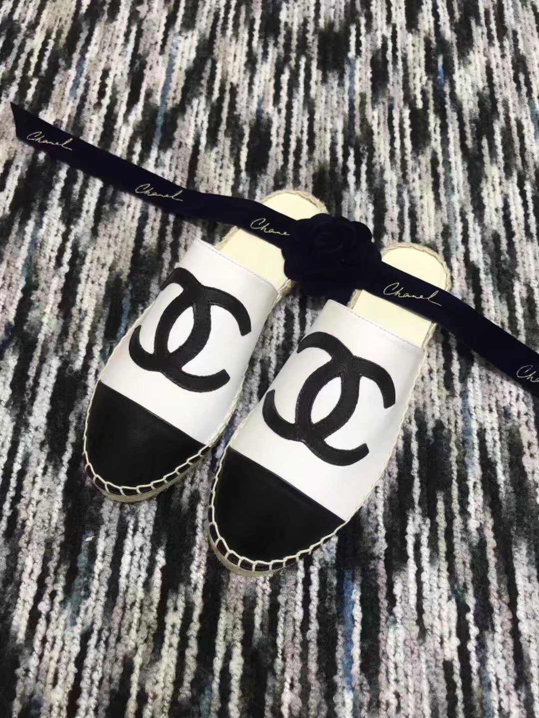 Chanel Slippers CH2287LRF white