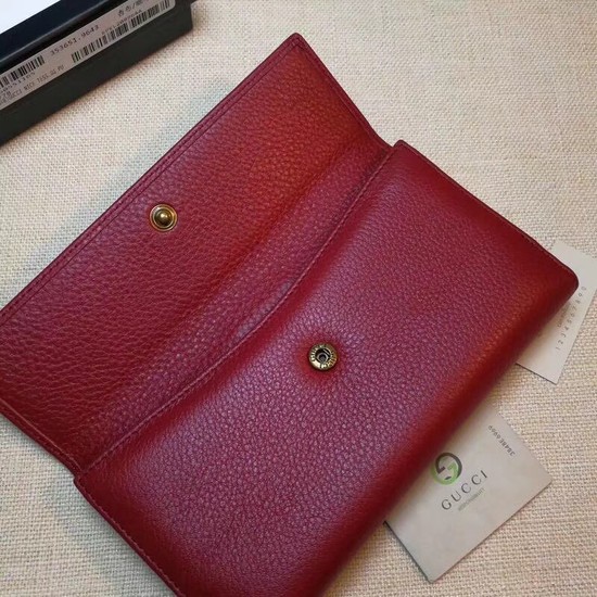 Gucci Calf leather Wallet 337335 red