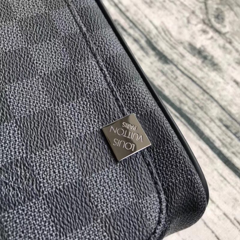 Louis Vuitton Damier Graphite Canvas 41714