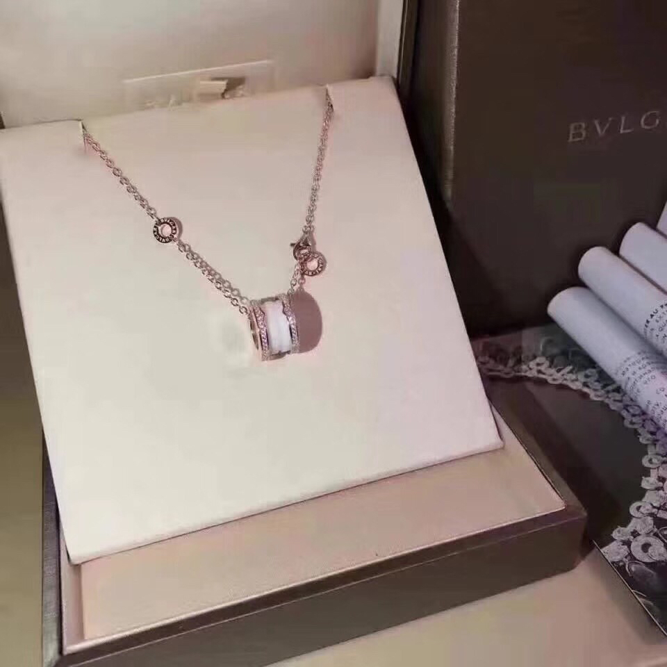 BVLGARI Necklace 18145