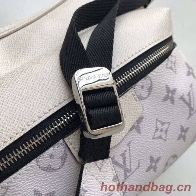 Louis Vuitton Monogram Canvas Messenger PM White M43845