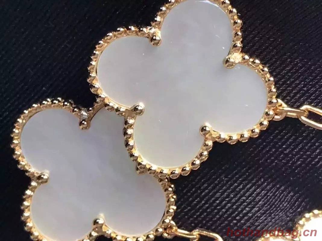 Van Cleef & Arpels Earrings V192039