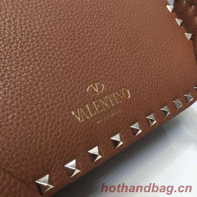 VALENTINO Rockstud grained leather messenger 0936B brown