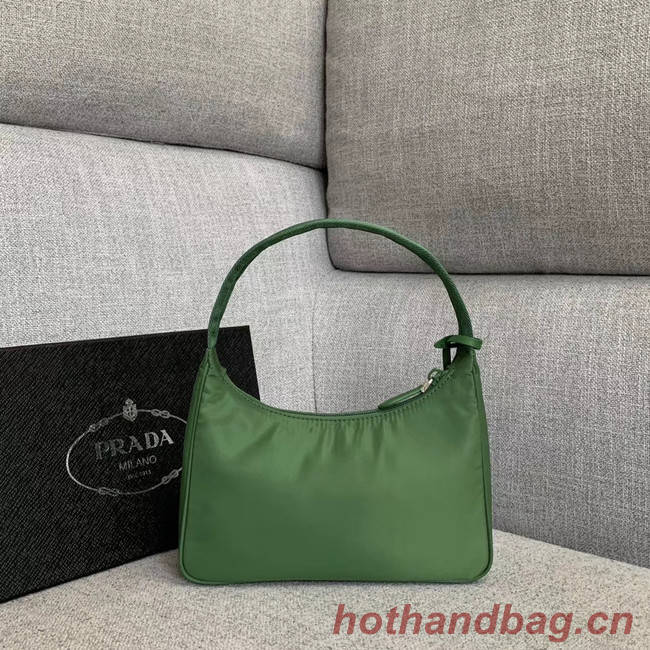 Prada Re-Edition nylon Tote bag 91204 green