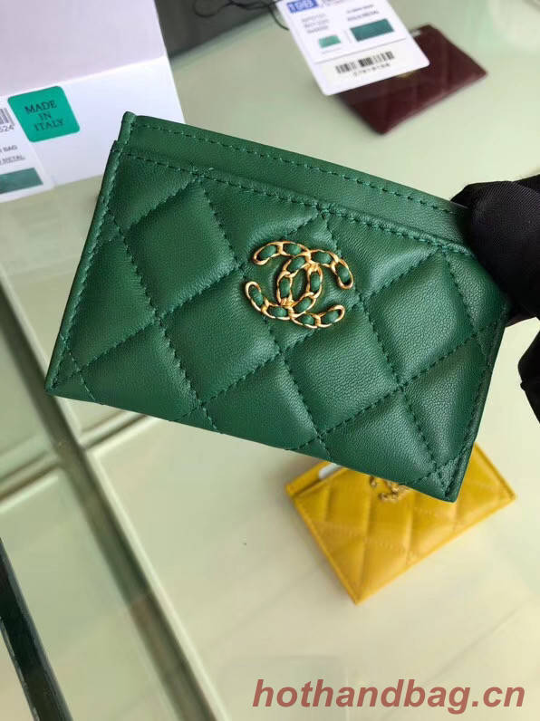 Chanel 19 Card sleeve AP0731 green