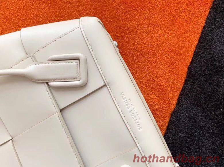 Bottega Veneta Original Weave Leather Arco Top Handle Bag 70013 White