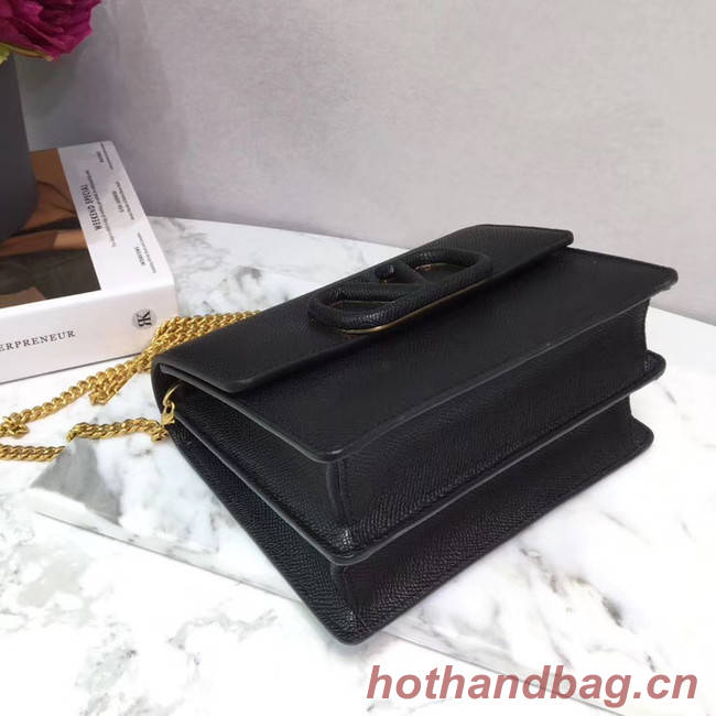 VALENTINO Origianl leather 069 Chain bag black