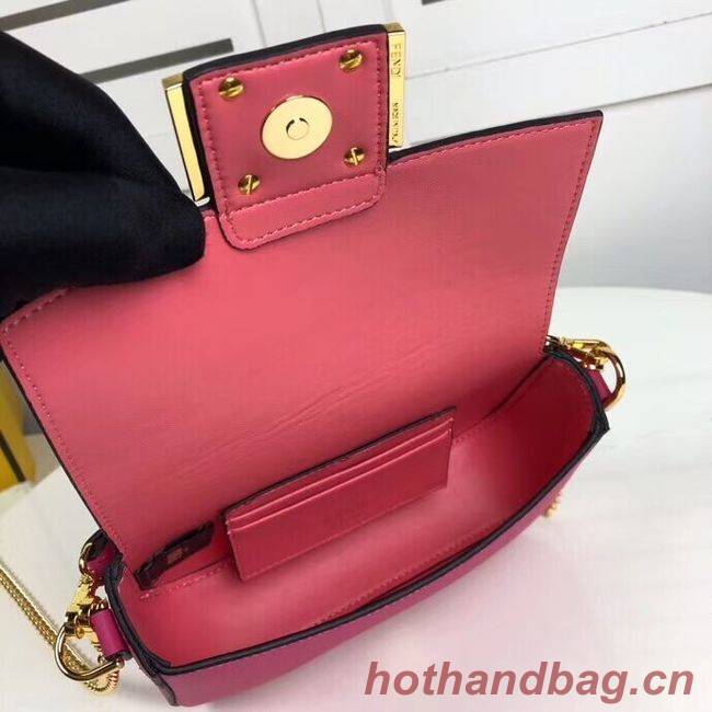 Fendi BAGUETTE leather bag F2467 rose