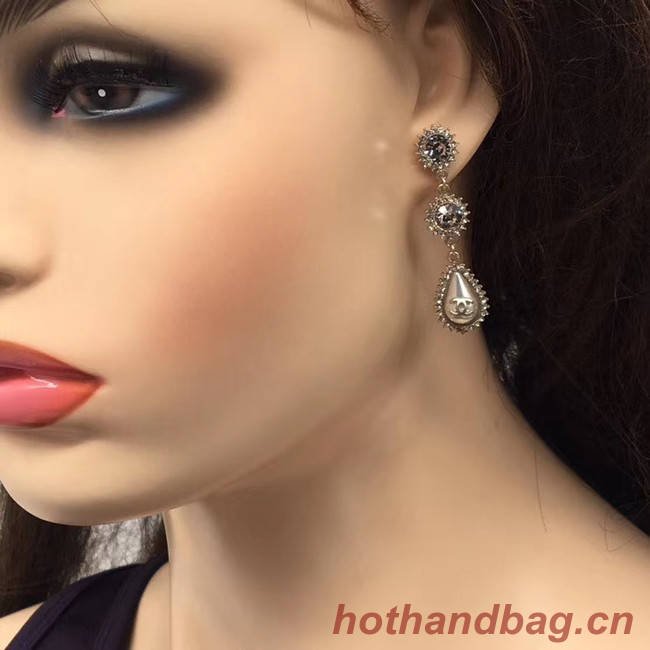 Chanel Earrings CE5206