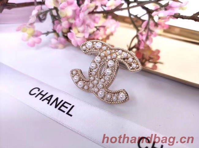 Chanel Brooch CE5518