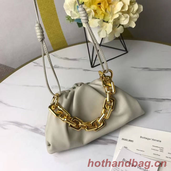 Bottega Veneta THE MINI CHAIN POUCH 620229 light grey