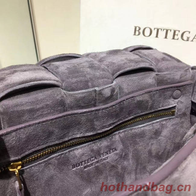 Bottega Veneta PADDED CASSETTE BAG suede 591970 grey