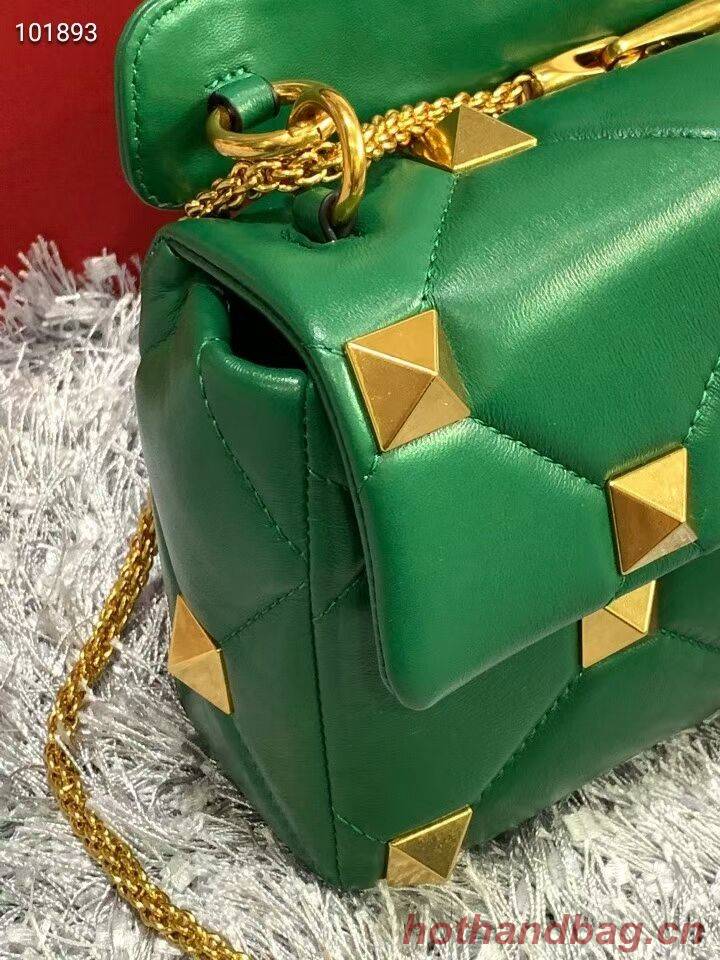 Valentino mini Garavani Roman Stud V2061 green