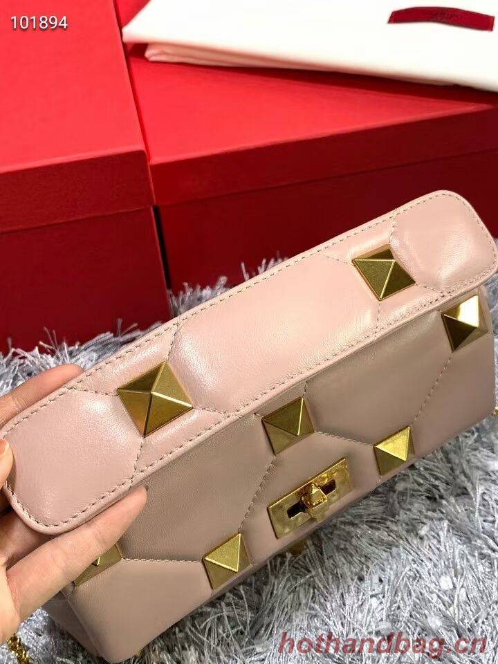 Valentino mini Garavani Roman Stud V2061 pink