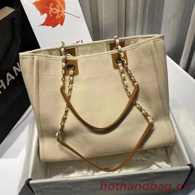 Chanel 19SS Shopping bag A67001 cream