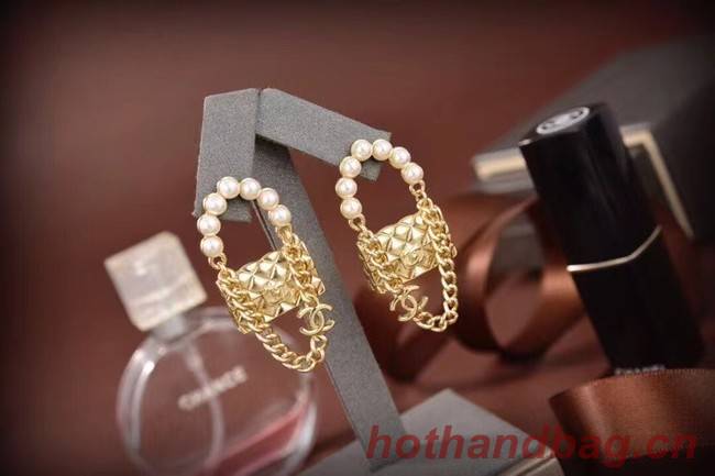 Chanel Earrings CE6117