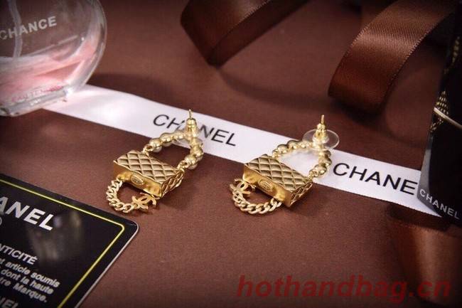 Chanel Earrings CE6117