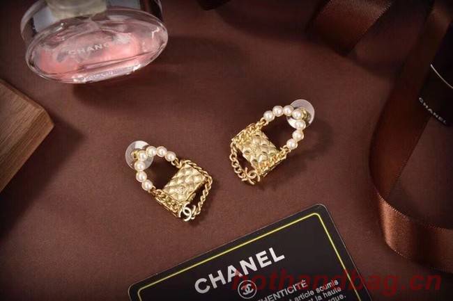 Chanel Earrings CE6117