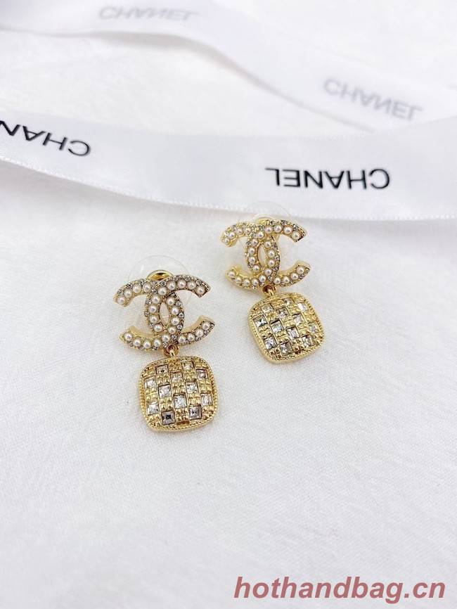 Chanel Earrings CE6185