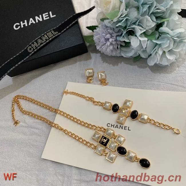 Chanel Necklace CE6195