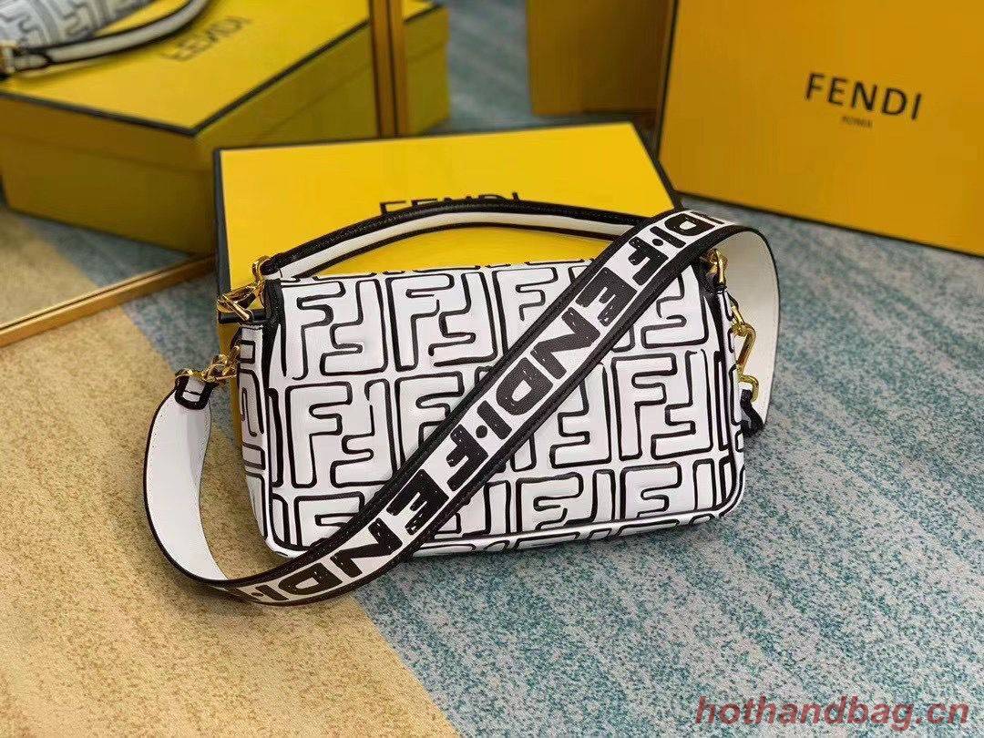 Fendi BAGUETTE Original Leather Bag F2468 White