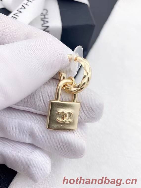 Chanel Earrings CE6463