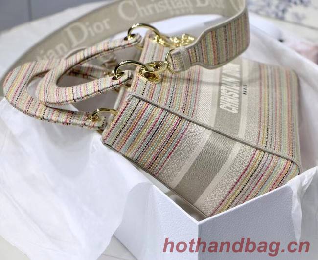 DIOR MEDIUM LADY D-LITE BAG D-Stripes Embroidery M0565 Beige