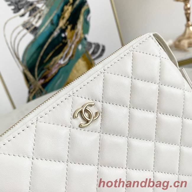 Chanel Grained Calfskin Clutch Bag 81050 white