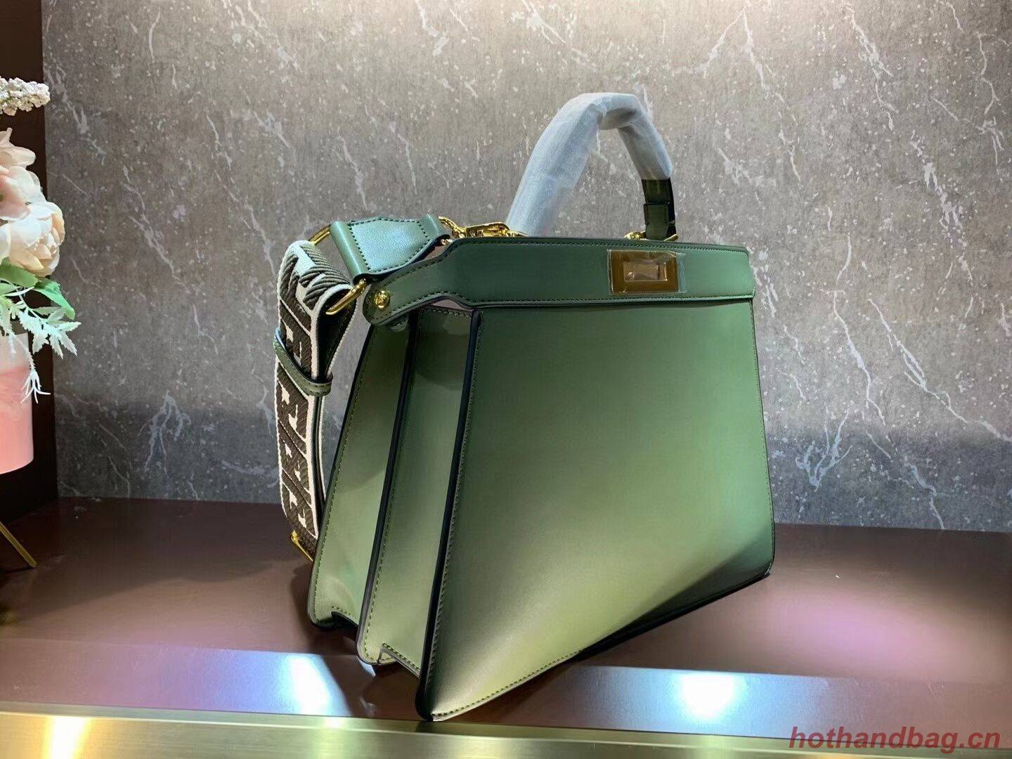 FENDI PEEKABOO ISEEU MEDIUM Green leather bag 8BN321A6