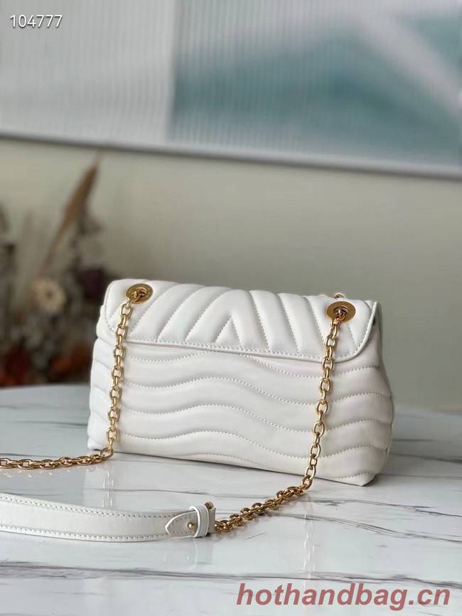 Louis vuitton NEW WAVE CHAIN BAG M58549 Ivory