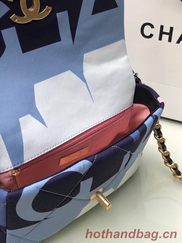 Chanel 19 flap bag AS1160 blue