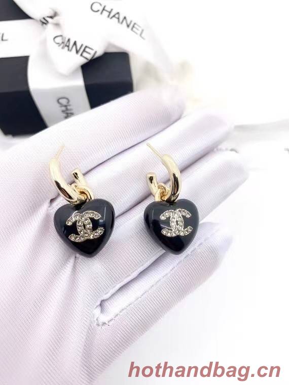 Chanel Earrings CE6702