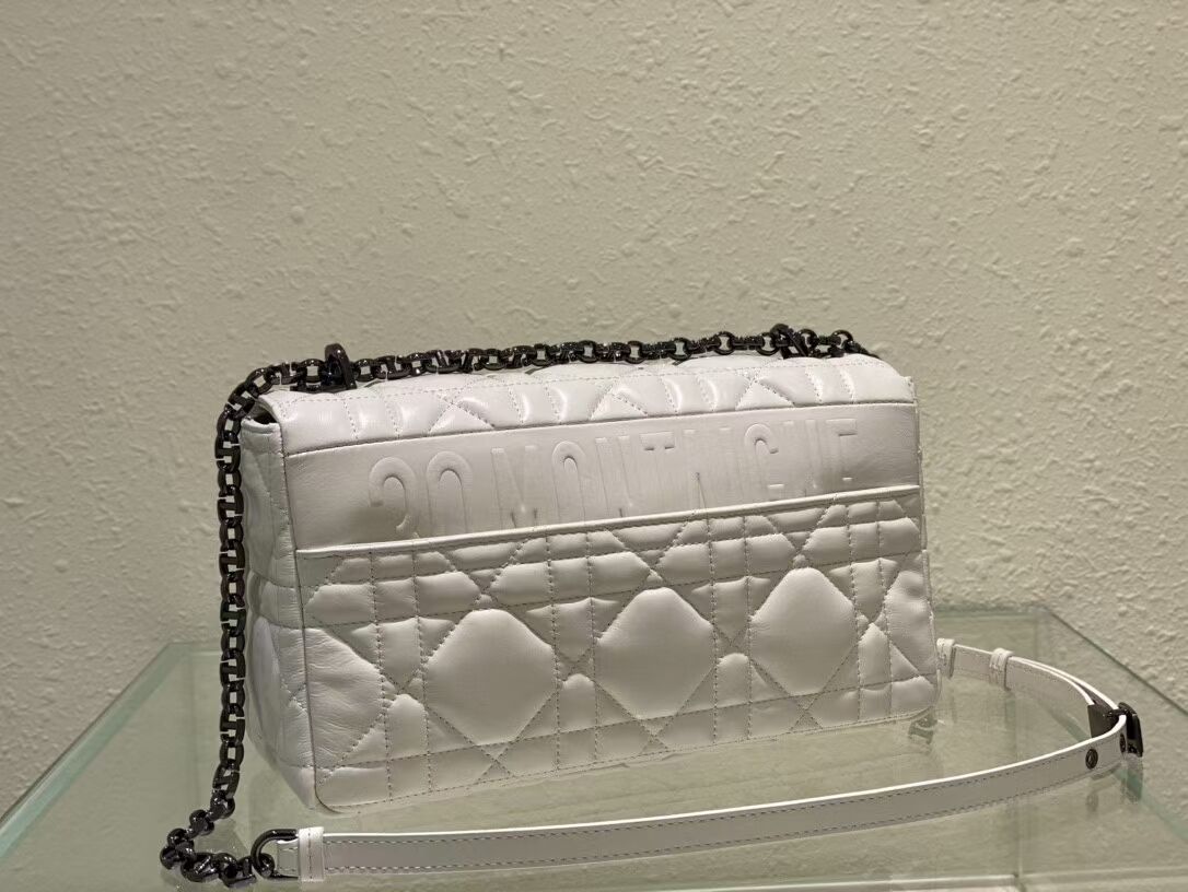 LARGE DIOR CARO BAG Gradient Cannage Lambskin M9243E white