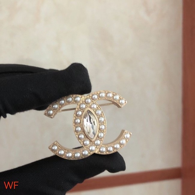 Chanel Brooch CE7038