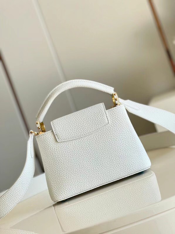 Louis Vuitton CAPUCINES MINI M55985 white