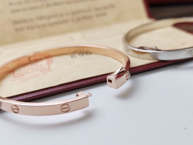 Cartier Bracelet CE7071