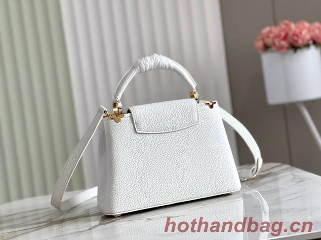 Louis Vuitton CAPUCINES BB M48868 white