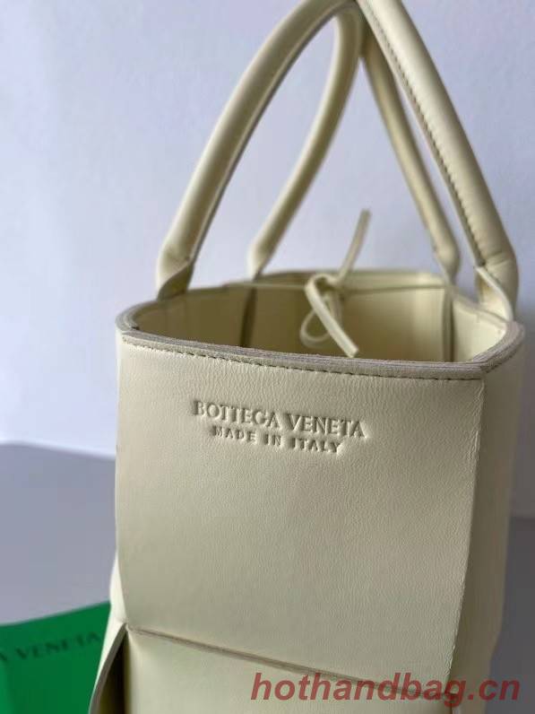 Bottega Veneta ARCO TOTE 652867 yellow