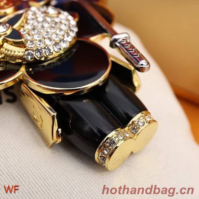 Louis Vuitton CHARM AND KEY HOLDER M00366