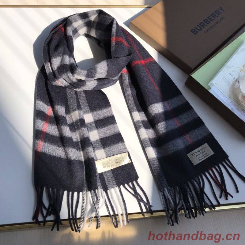 Burberry Scarf B00247