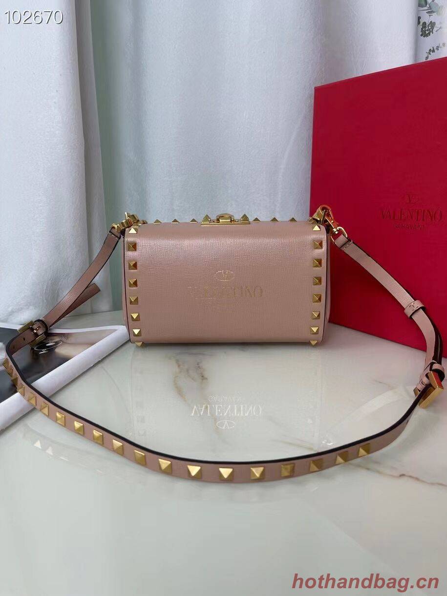 VALENTINO GARAVANI Rockstud Alcove Grain calf shoulder bag V0189 pink